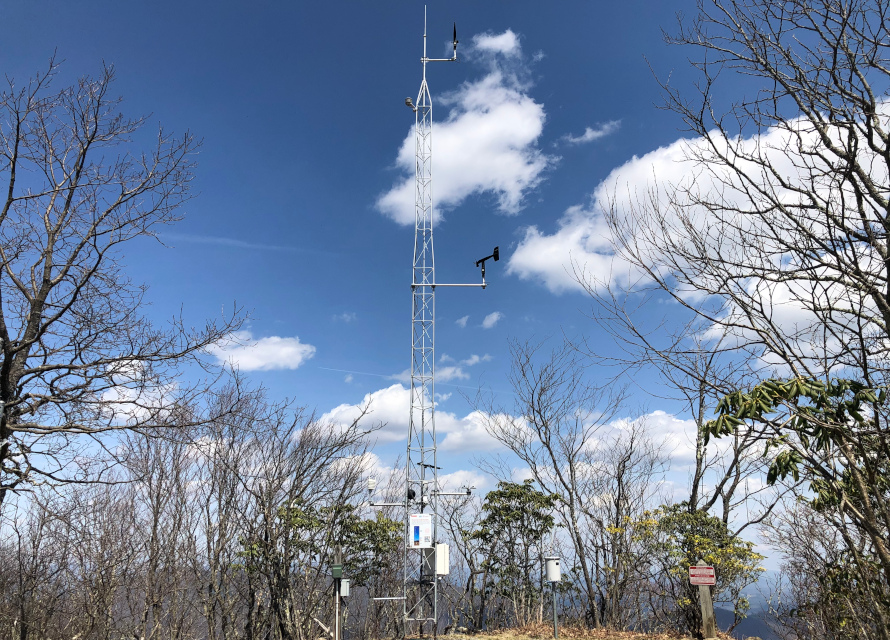 The Mt. Jefferson Tower ECONet station. The Mt. Jefferson Tower ECONet station.